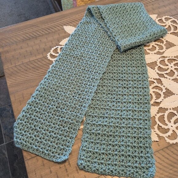 **NEW** Handmade / Crocheted Scarf - Extra LONG! - Picture 2 of 3